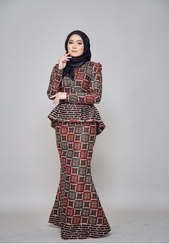 CHYARA 3.0 - Batik Peplum Sofea for Lady from ROSSA COLLECTIONS in black and blue and Beige