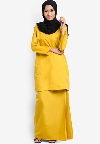 Baju Kurung Qasidah from Amar Amran in Yellow and Gold