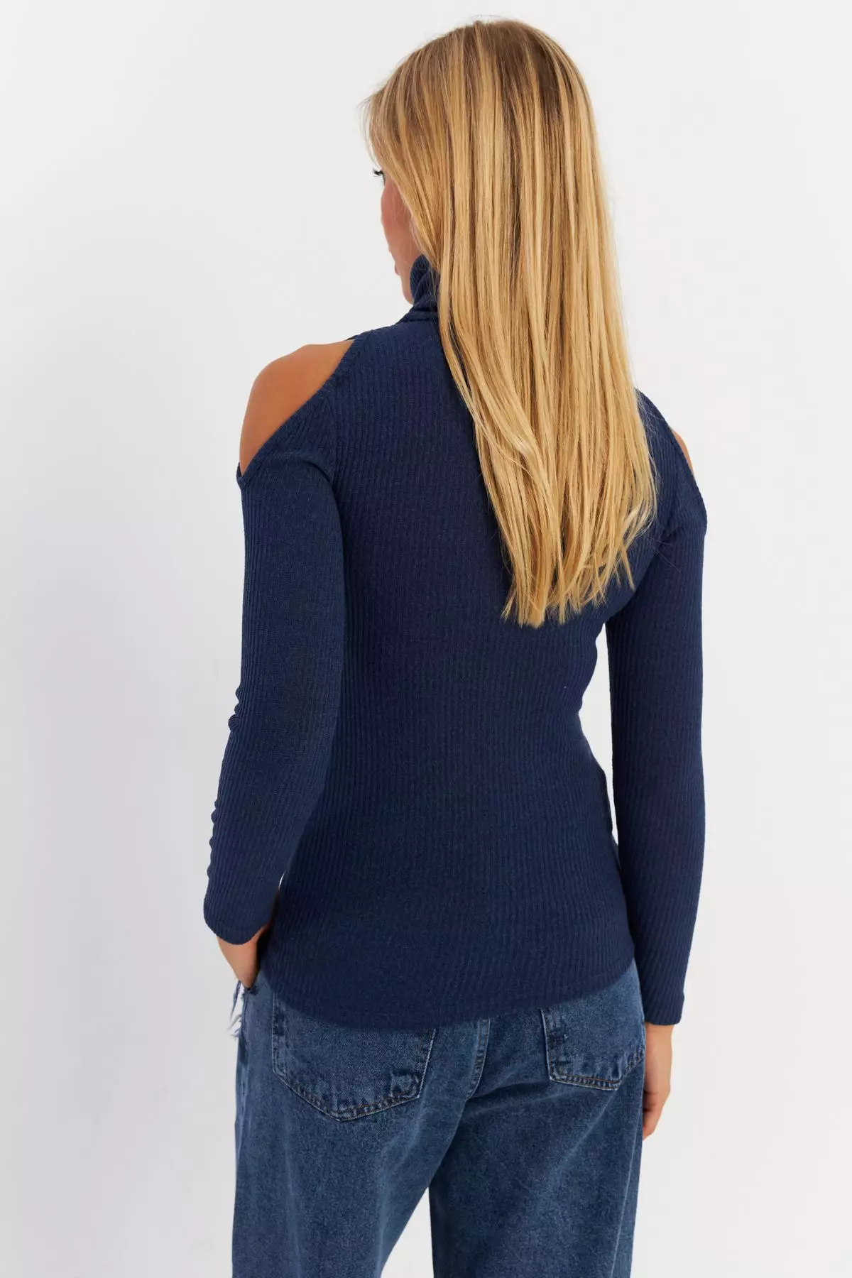 Cold Shoulders Blouse