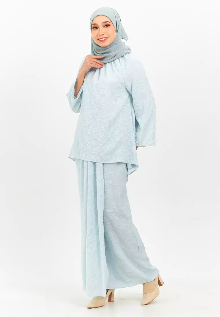 Gelak Tawa Kurung Modern