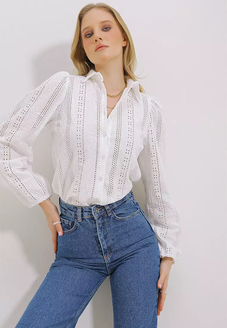 Long Sleeves Lace Shirt
