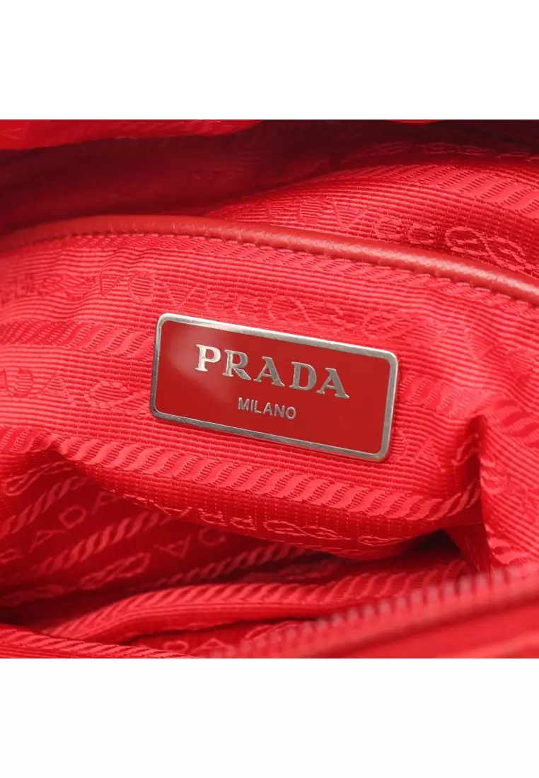 Pre-Loved Prada prada logo plate Shoulder bag Nylon Saffiano leather Red
