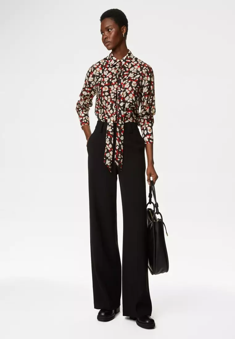 Lyocell™ Rich Printed Tie Front Shirt