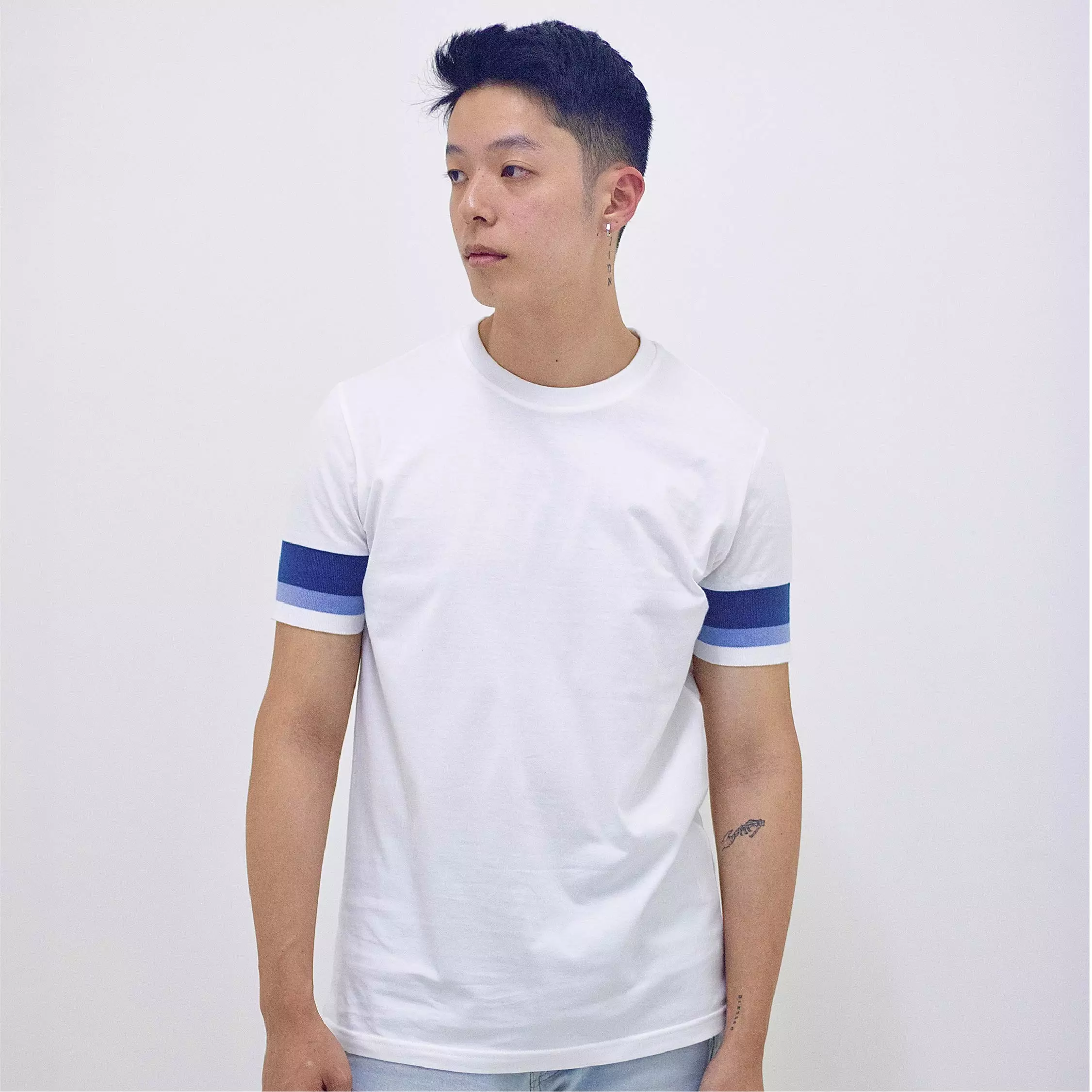 Kale Dios White Denim / Tshirt Pria Premium Cotton  Lengan Pendek