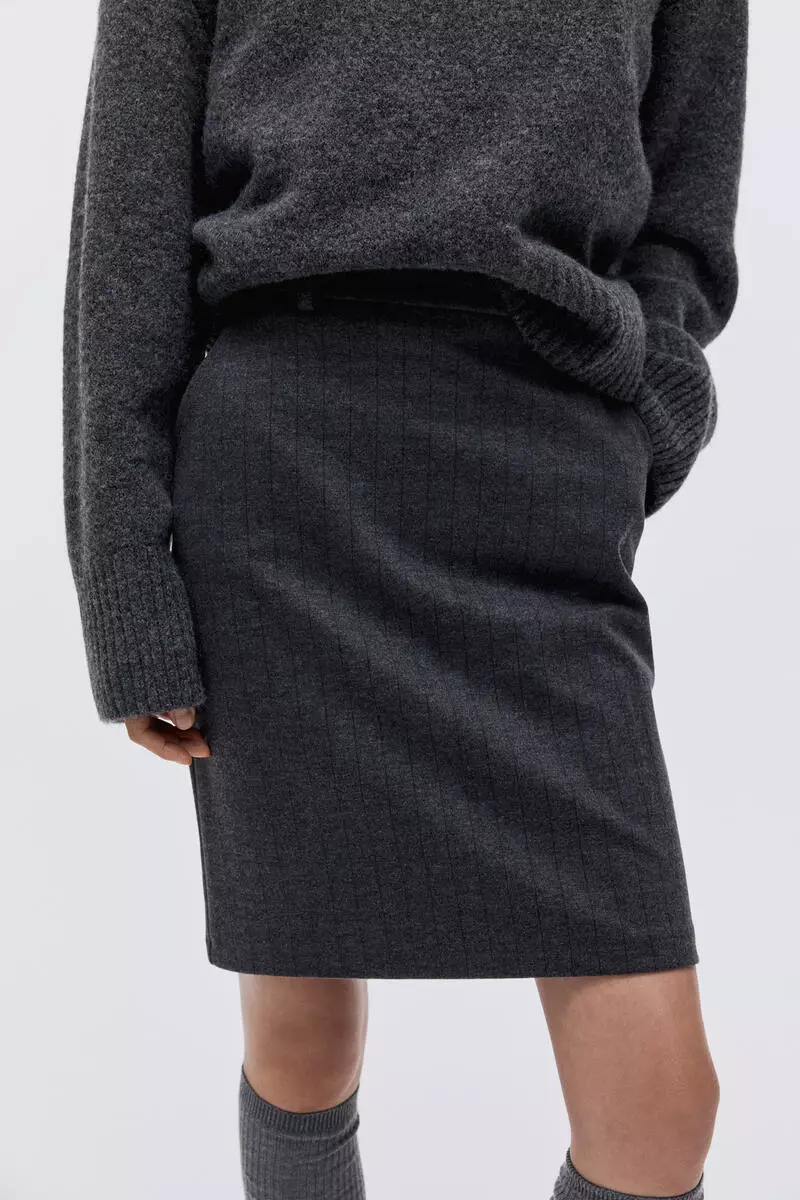 Jersey pencil skirt