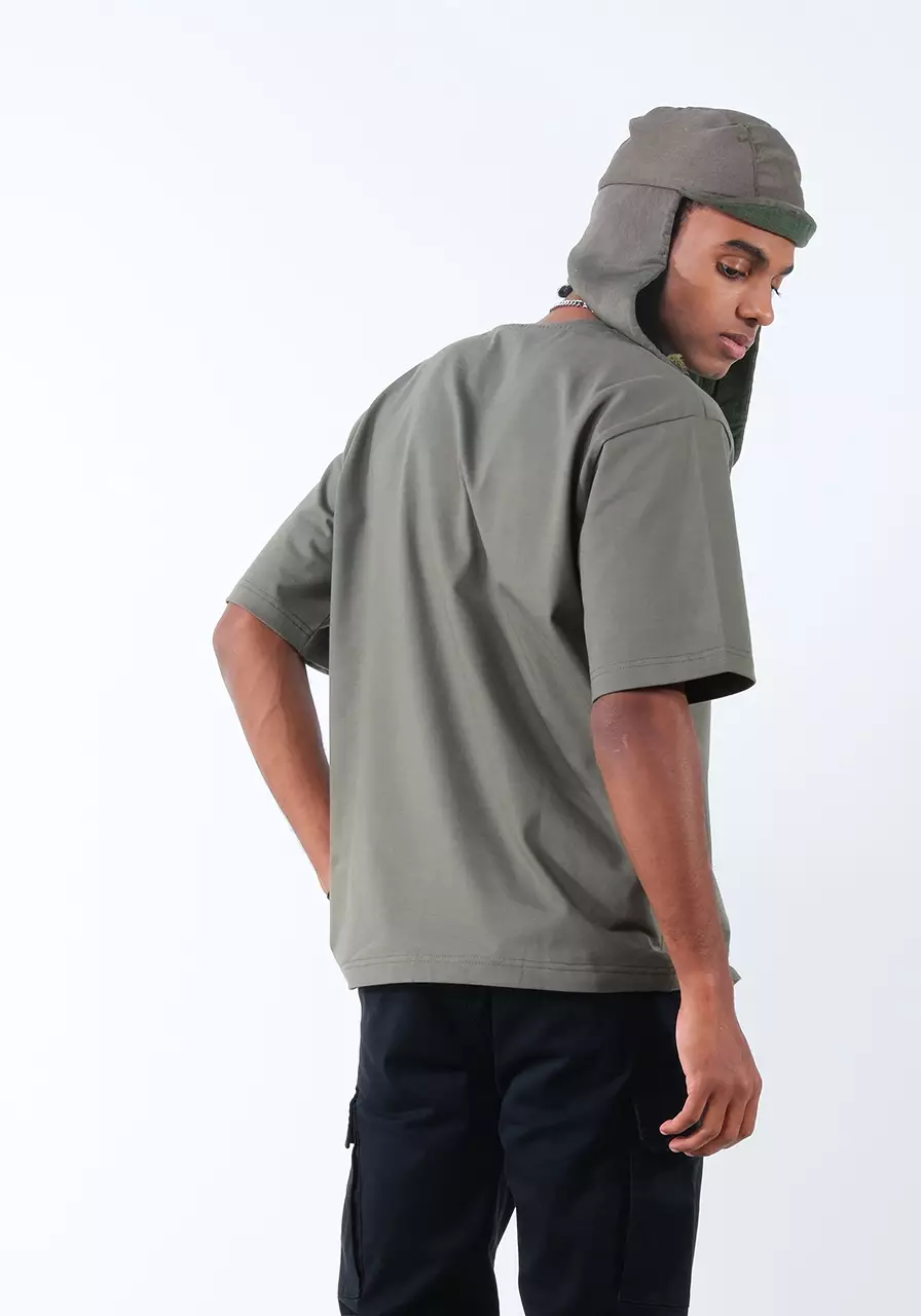 Kaos Pria Boxy Pine Olive