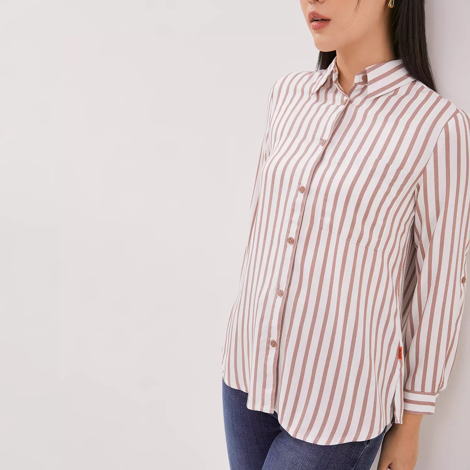 DUST Kemeja Kamina Garis Coklat Comfease (D.116483)