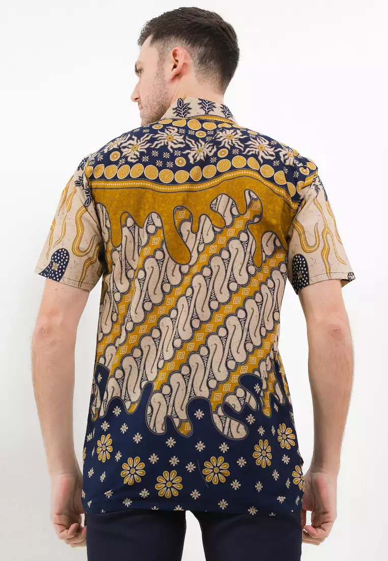 Clara Kemeja Batik Premium Pria Casual Modern Lengan Pendek