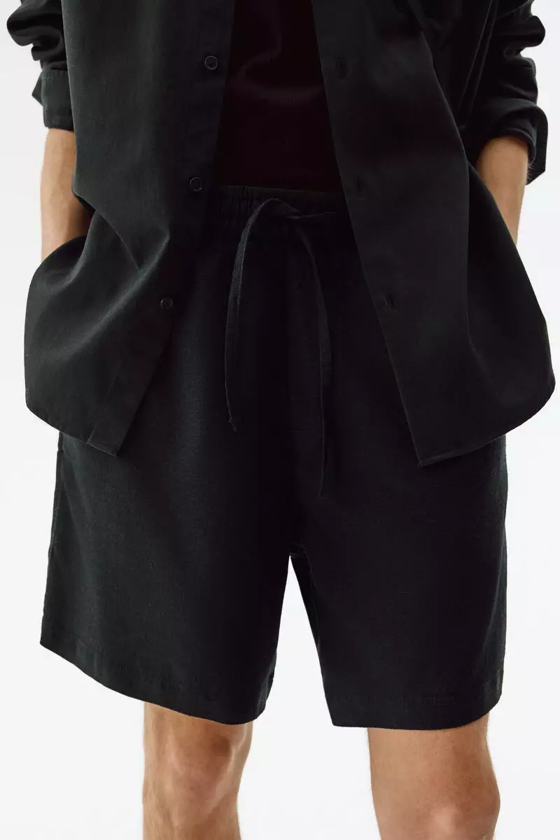 Relaxed Fit Linen-blend shorts