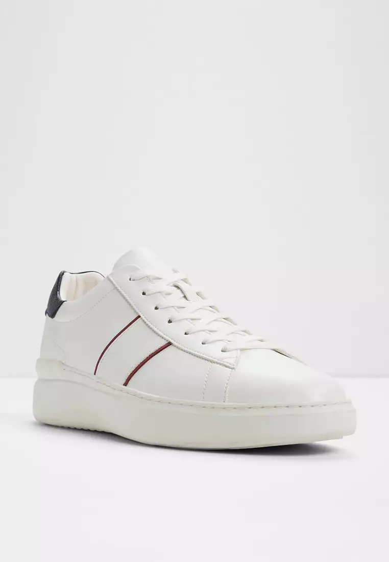 Paxon Low-Top Sneakers