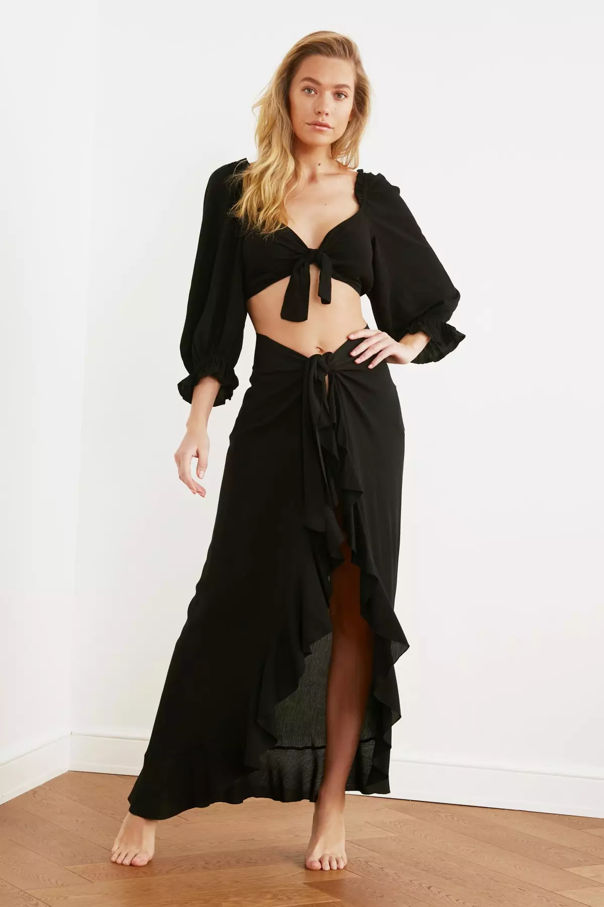 Ruffle with Tie Sarong