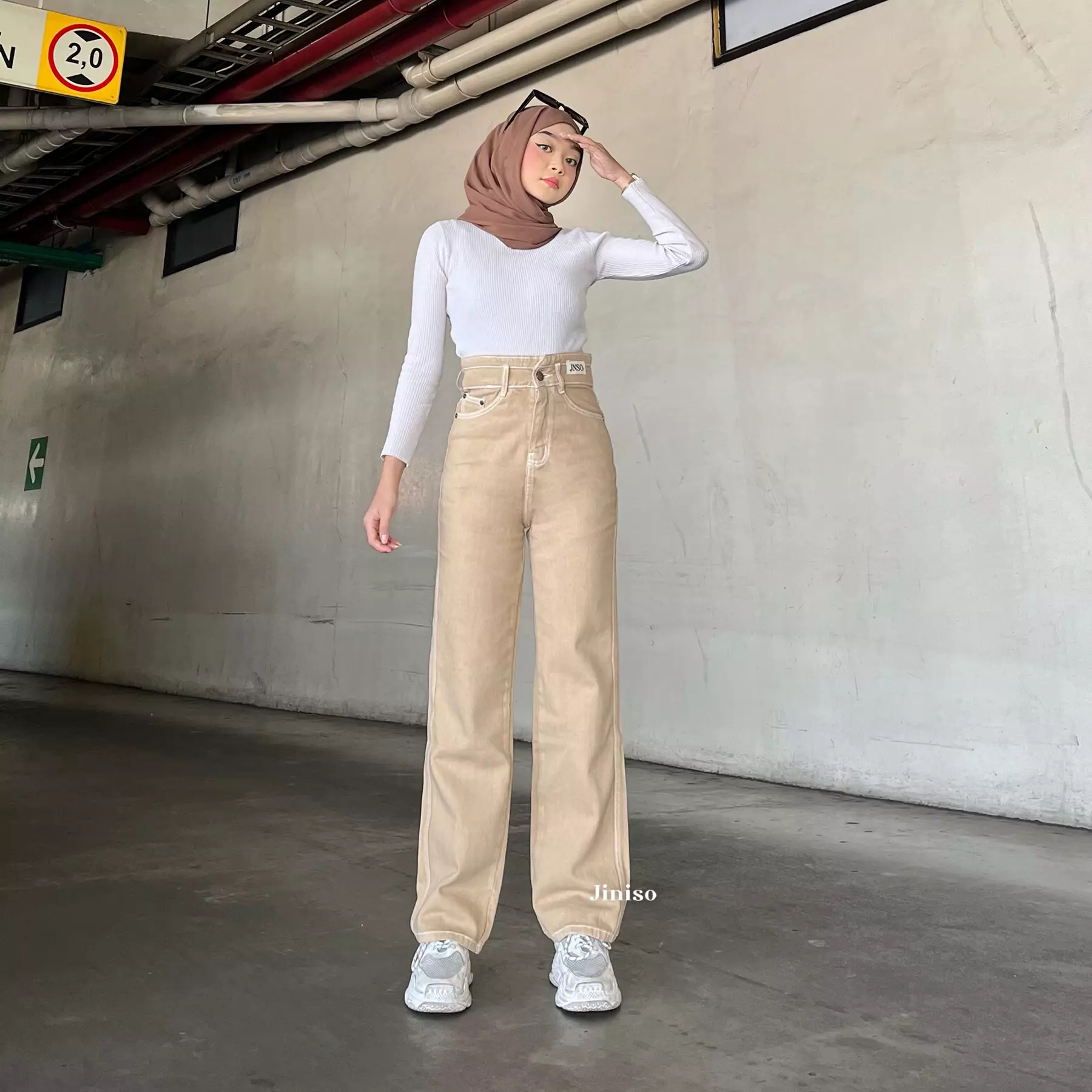 Ultra Highwaist Loose Jeans 227 LEVEL UP