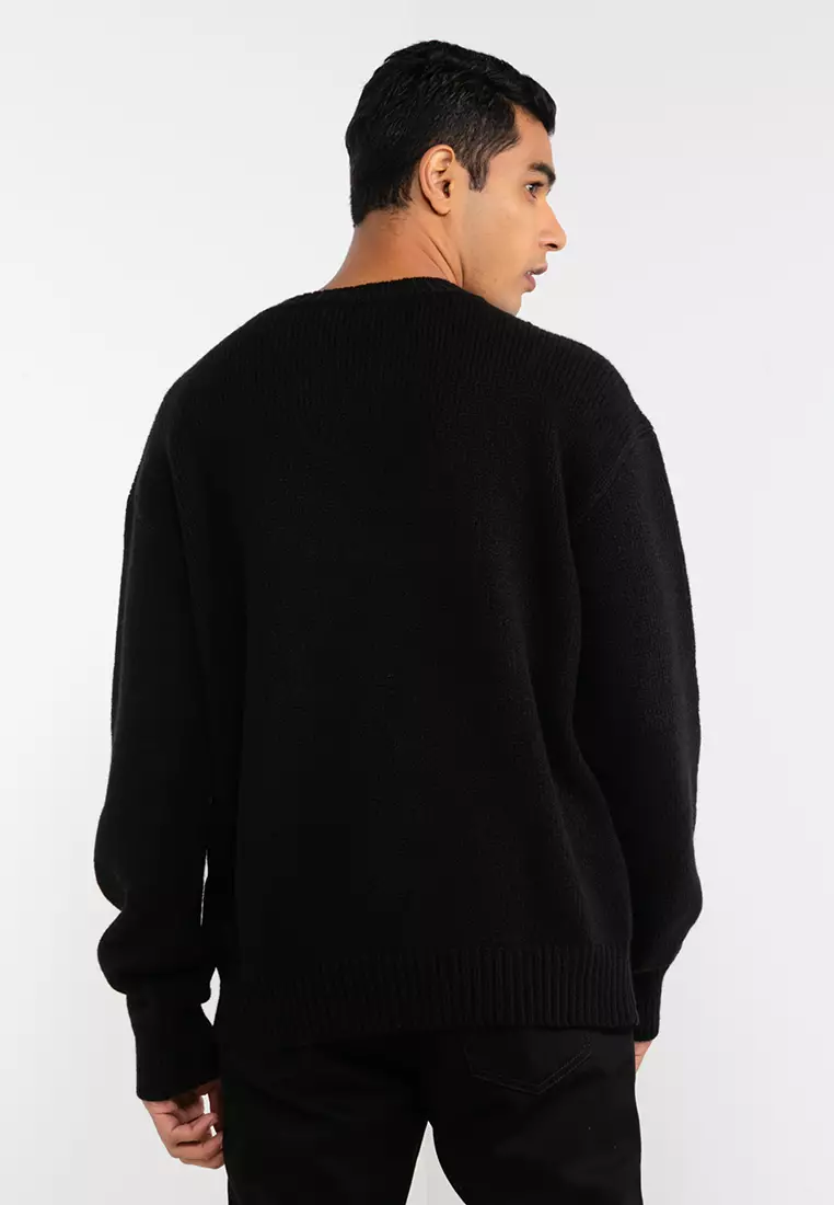 White top wool jumper