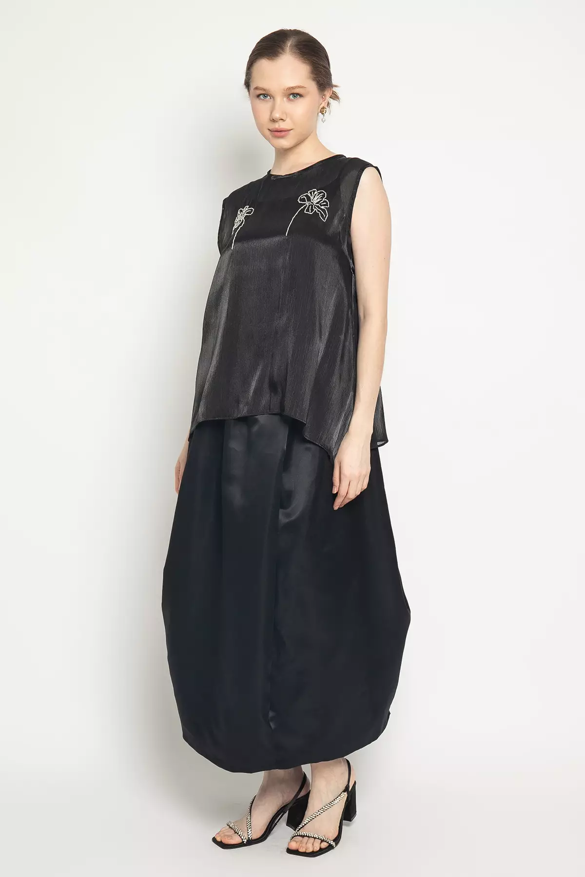 Isna Top in Black