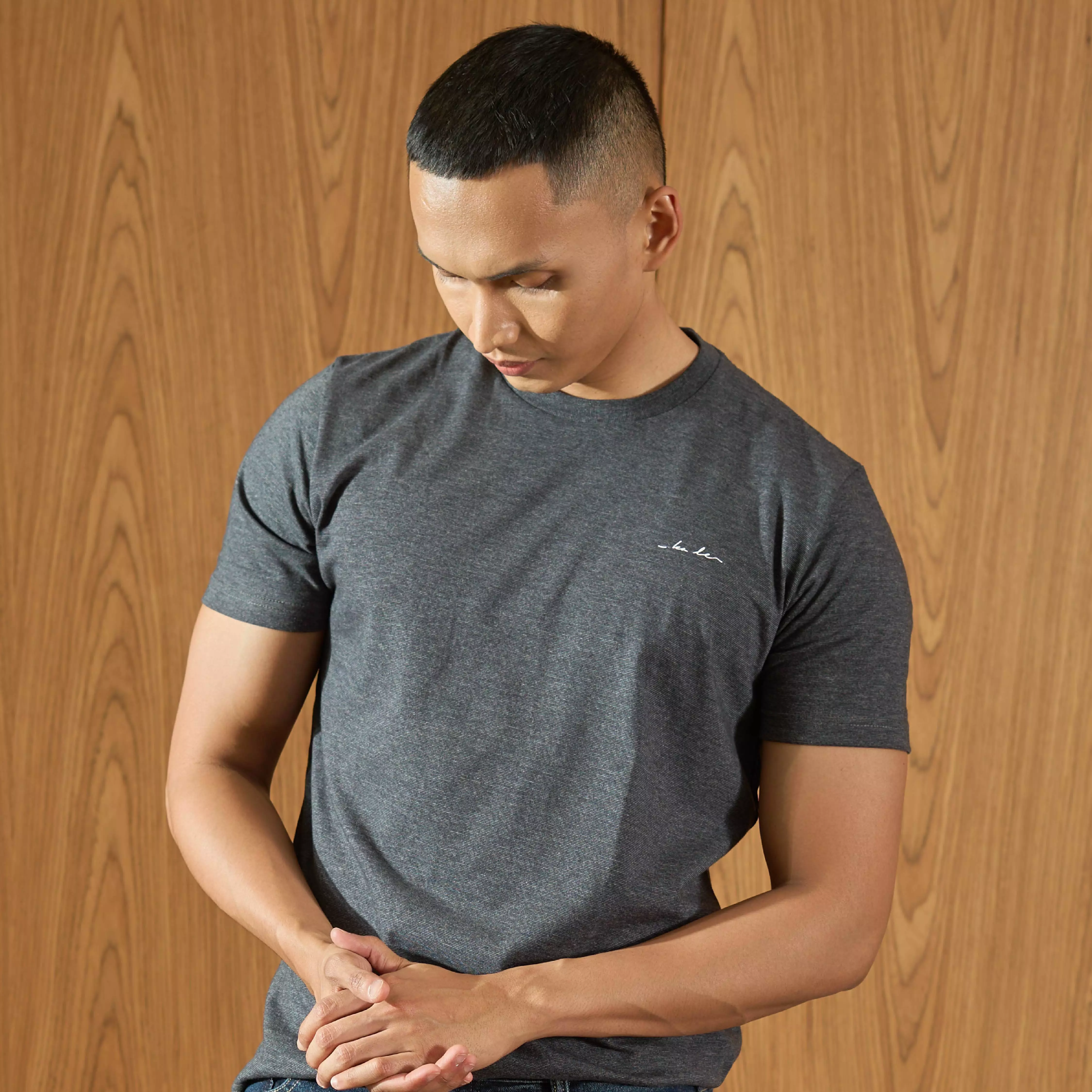 Kale Jovan Black / Kaos Pria Basic Polos Lengan Pendek