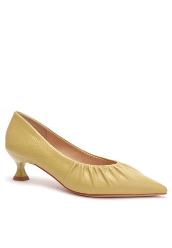 Twenty Eight Shoes yellow Soft Synthetic Leather Pointy Pumps 2048-9 96FE8SHD1D8AA2GS_1