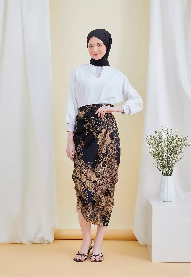 Enzy Batik Rok Lilit Ruffler Ganesha - Black/Brown