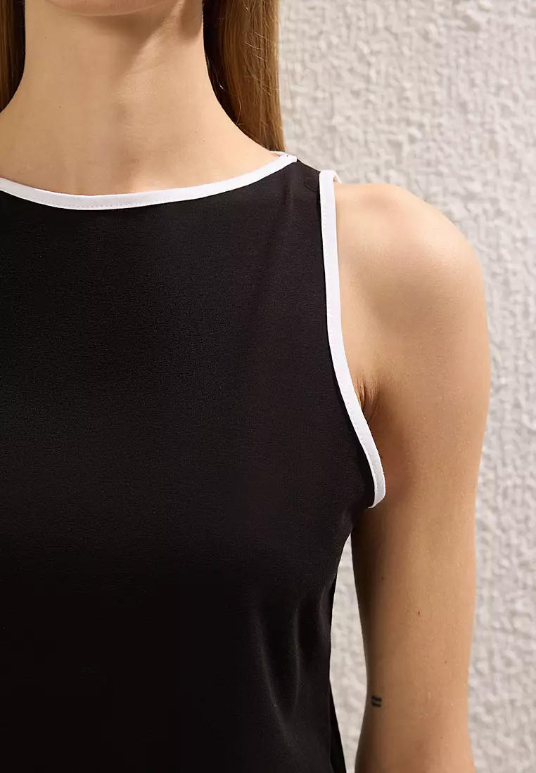 Black Cotton Regular/Normal Fit Stretchy Knitted Undershirt