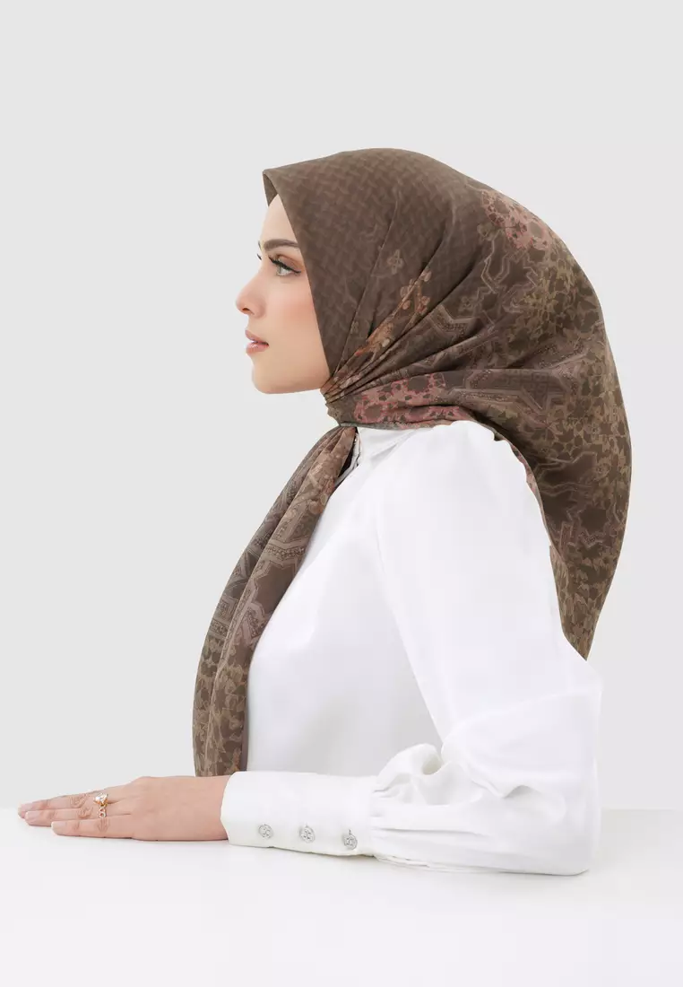Haramain 2 Satin Square - Pecan