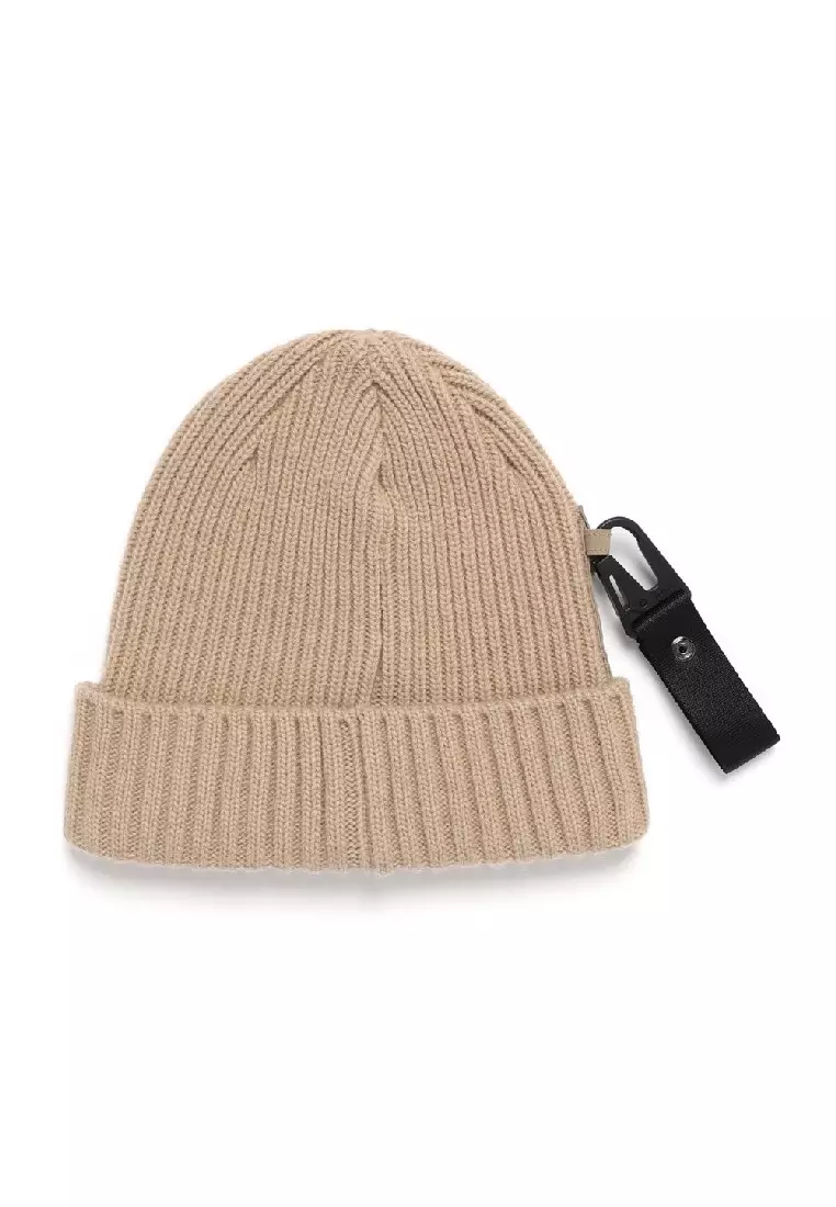 Field Engineered Middle Beanie