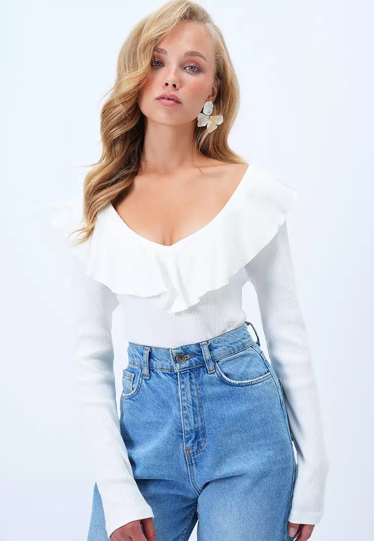 Flounce Ruffle Knitted Blouse