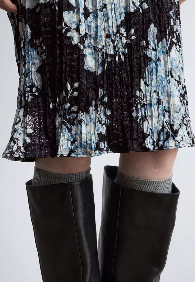 Knee-Length Crêpe Skirt