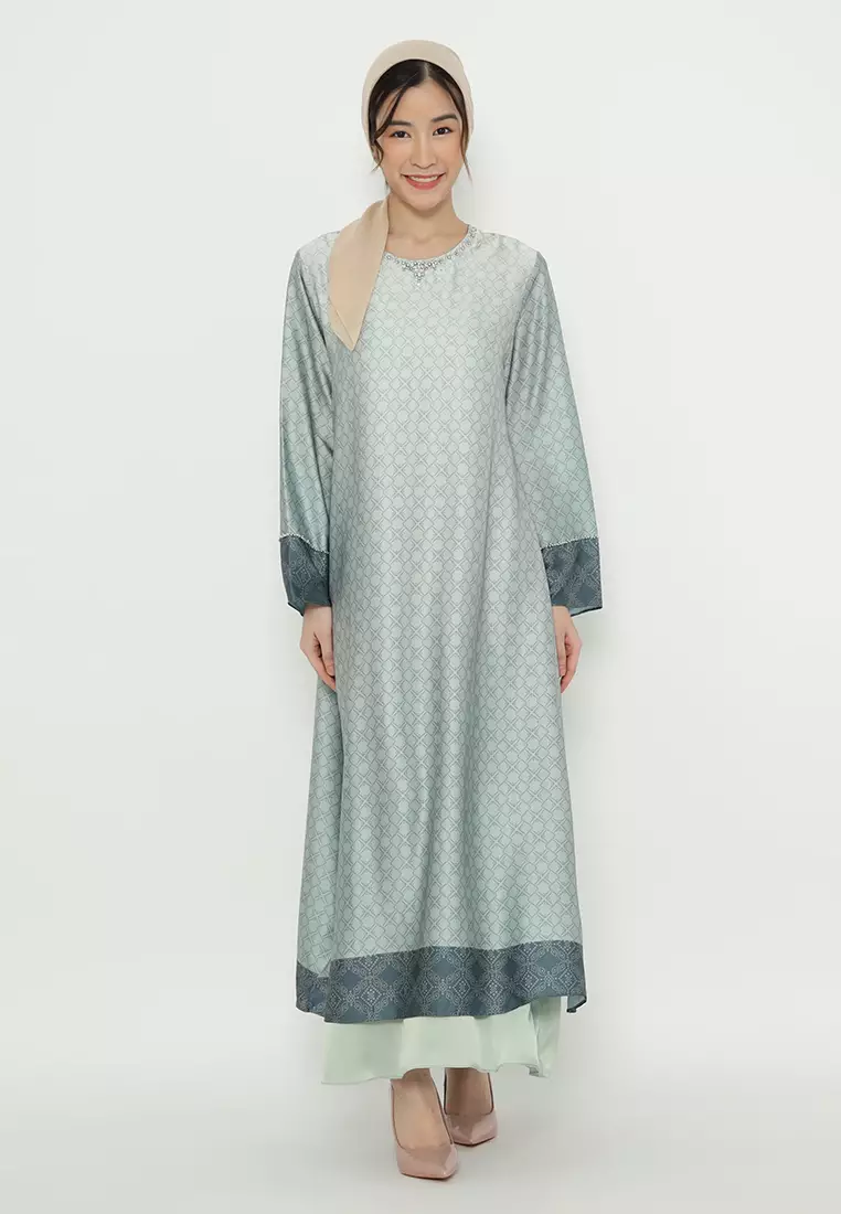 Gamis Monogram With Detail Payet In Green By Brilliant Girl Warna HIJAUMINT