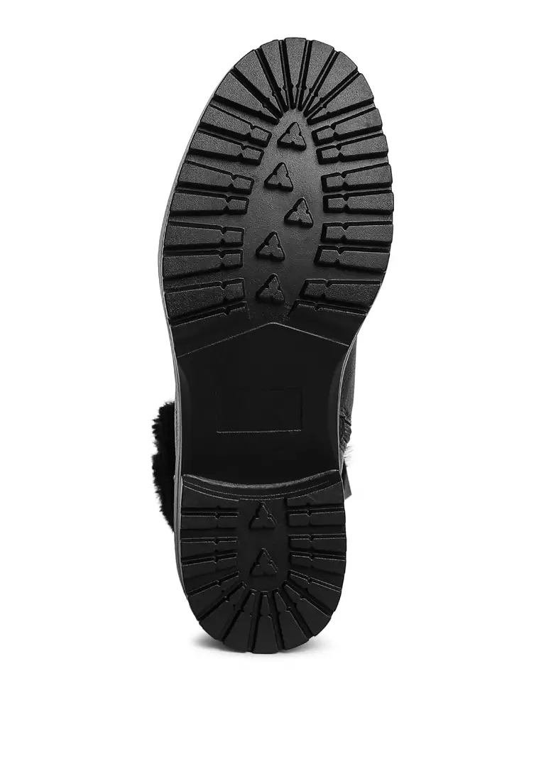 Sepatu bot kerah bulu imitasi warna hitam