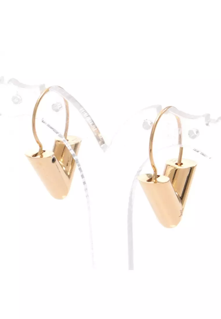 Louis vuitton store essential v hoops