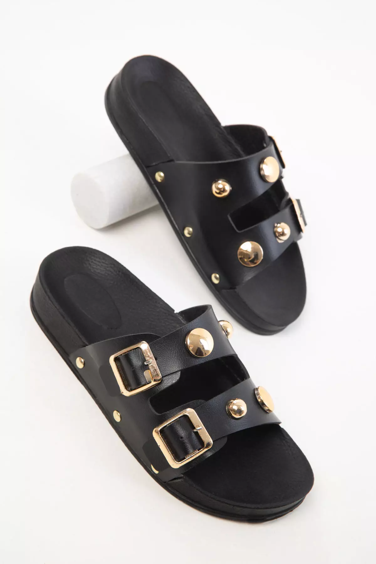 20490 Women's Black Slippers