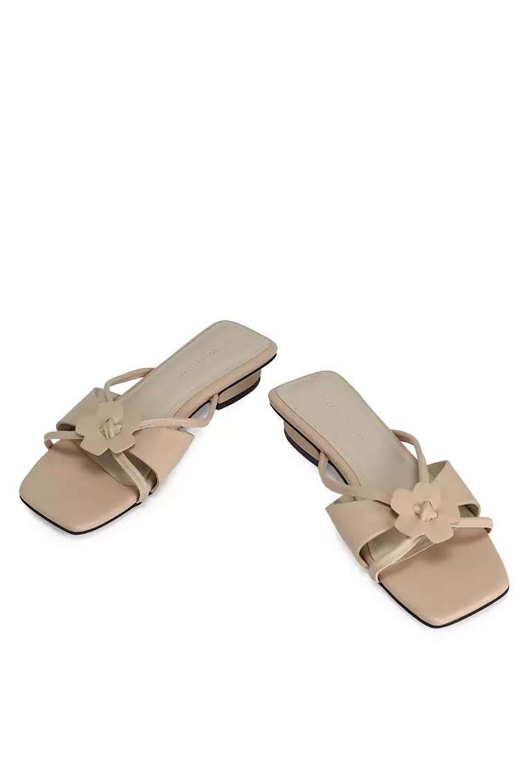 Aina Flower Sandals