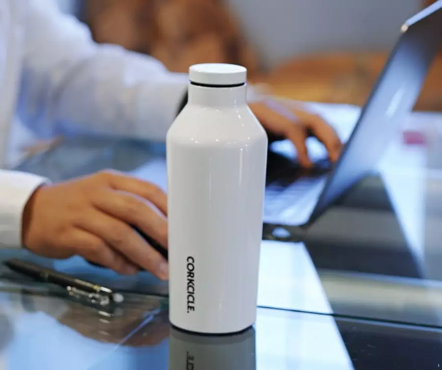 Corkcicle Canteen 9 oz / 270 ml Dipped Modernist White