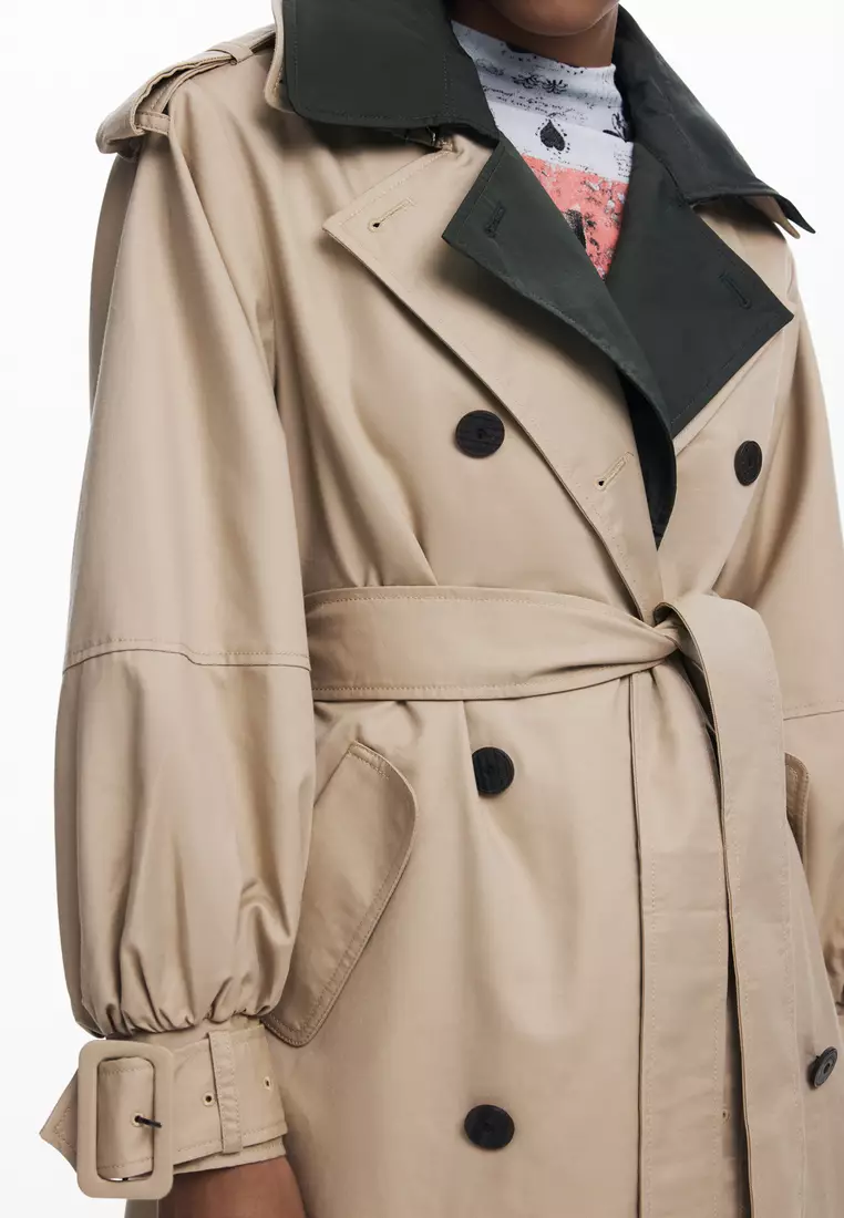 Double-lapel trench coat