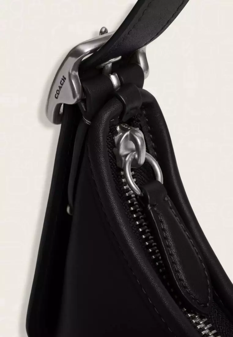 Coach Hamptons Hobo Bag Black