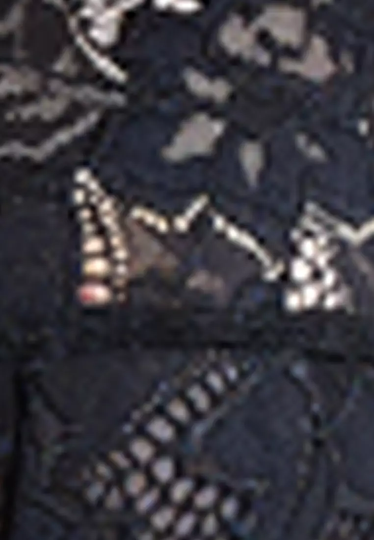 Balconette Lace Bra in Black