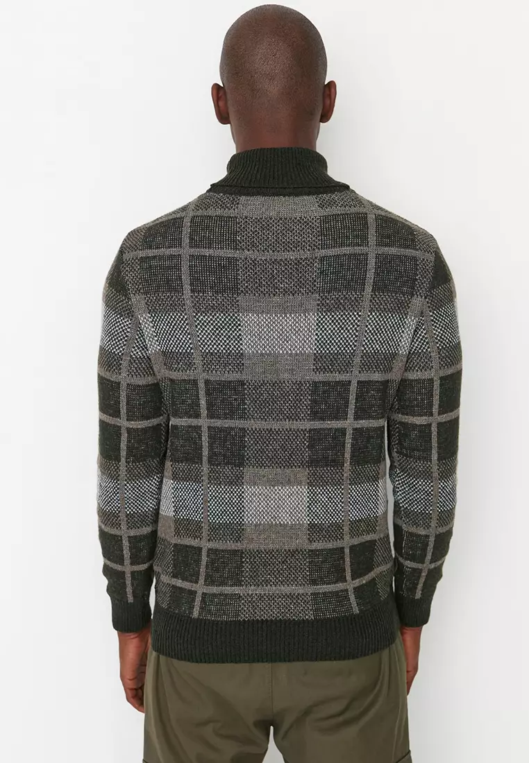 Slim Fit Turtleneck Plaid Knit Sweater