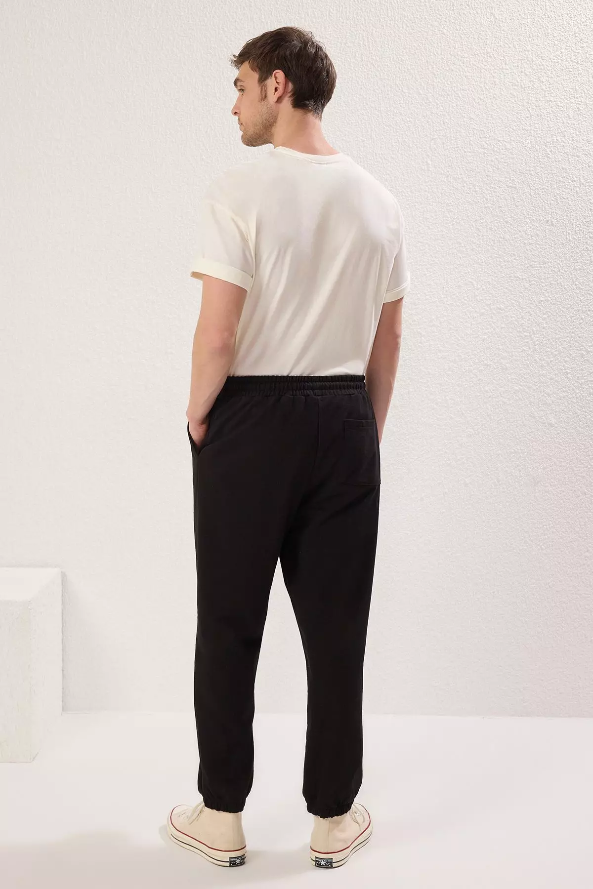 Black Oversize/Wide Cut Elastic Leg Smiley Face Printed Jogger Sweatpants TMNSS22EA0119