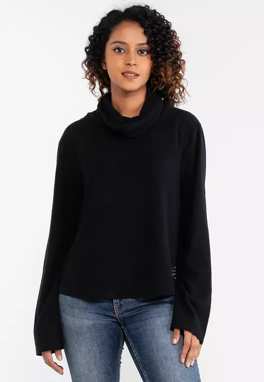 Iron Bond Turtleneck