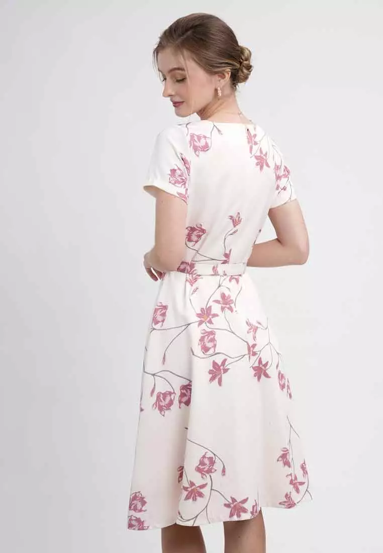 Zelina Vintage Floral Print A-Line Midi Dress