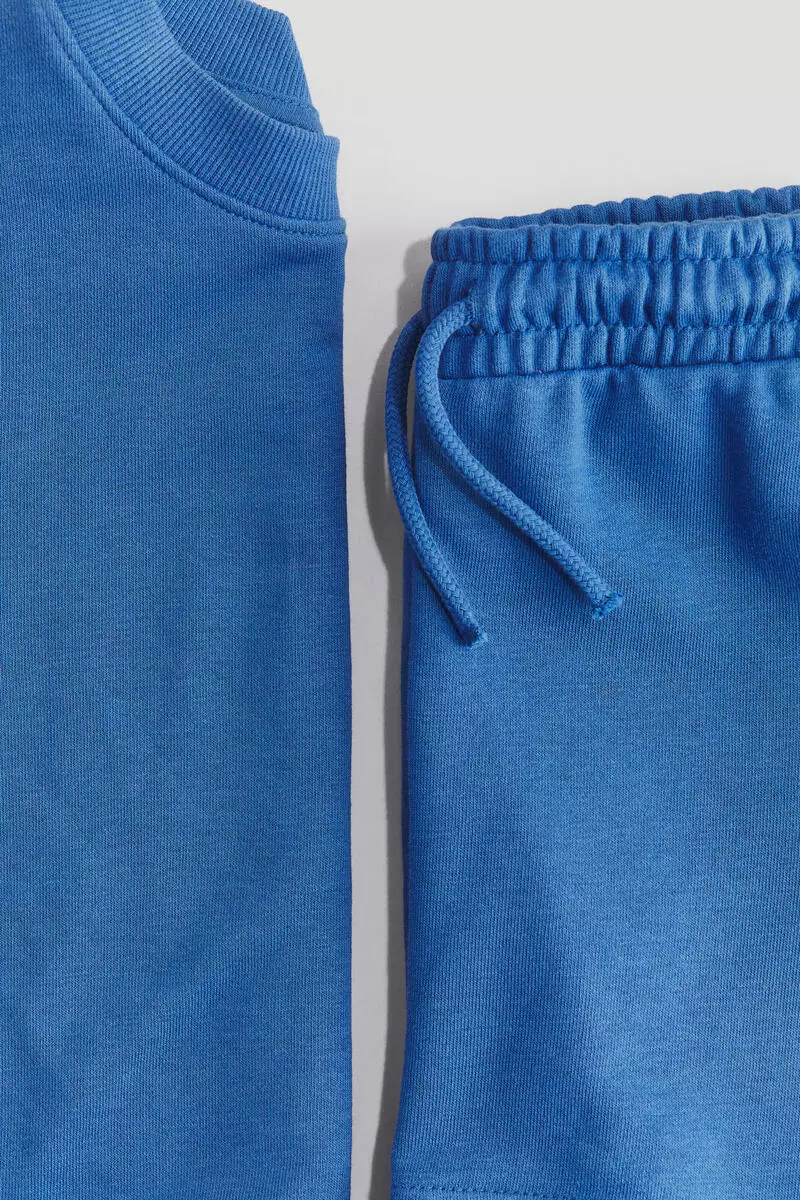 2-piece sweatshirt set
