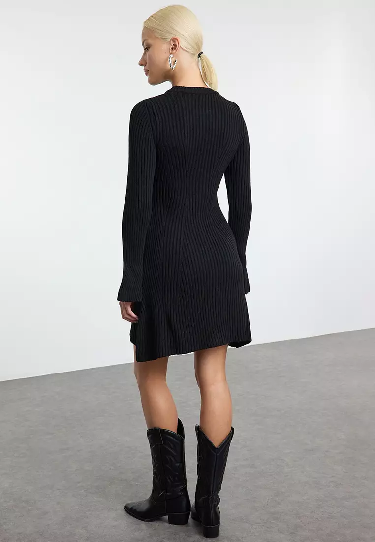 Black Mini Knit A-Line Form Fit Dress Twoaw25El00030