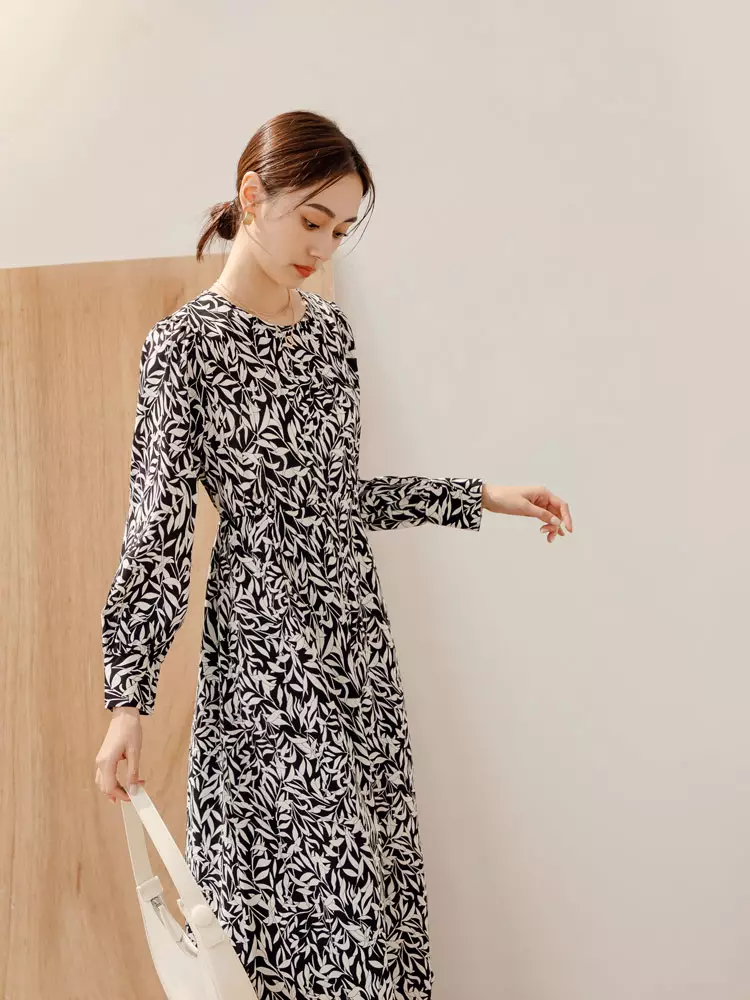 Wrinkle-Free Print Cinched Waist Long Sleeve Long Dress [DA9851]
