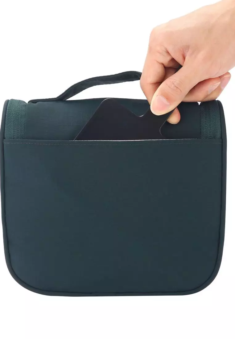 Crossing Waterproof Ripstop Nylon Hanging Toiletry Kit - Forest Green