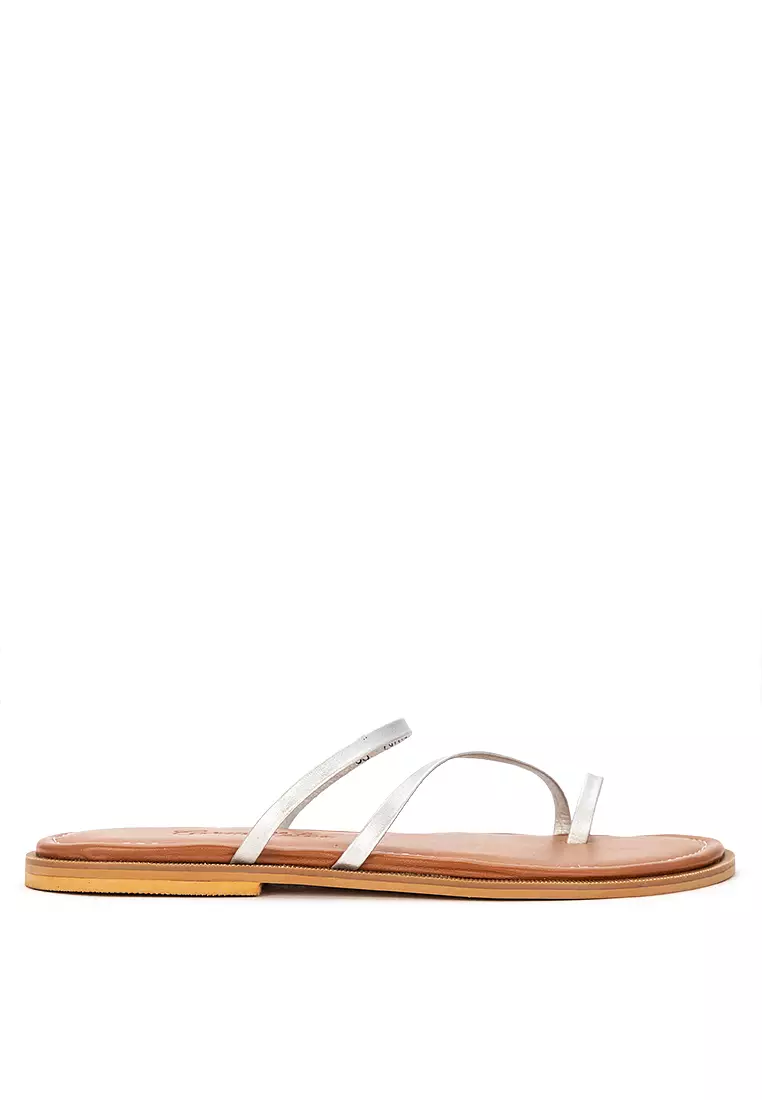 Toe Ring Strappy Flat Sandals