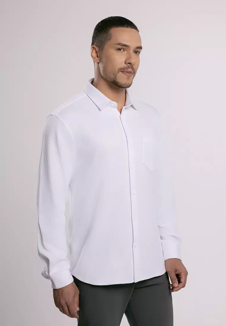 MOC - Kemeja Polos Pria Lengan Panjang Skye -  White