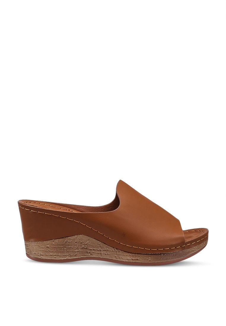 Slip On Wedges