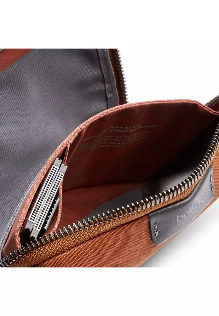 Bellroy Tech Kit Compact - Bronze