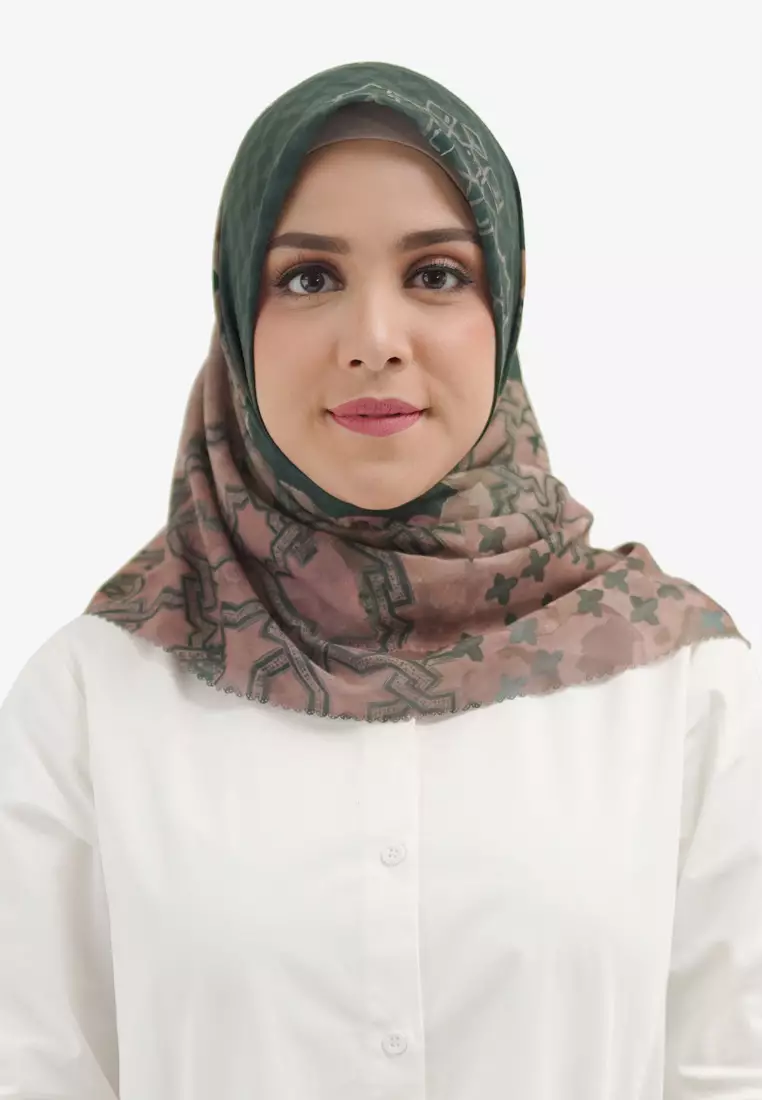 Buttonscarves online