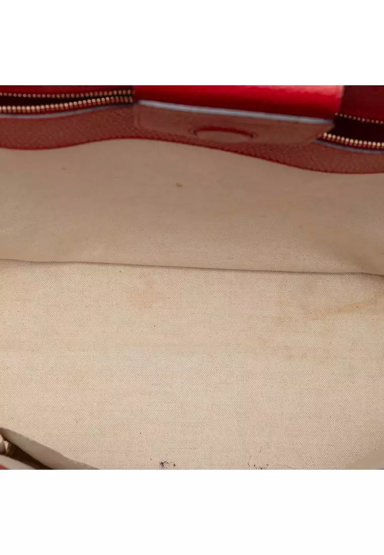 Pre-Loved Gucci Medium Leather Swing Tote