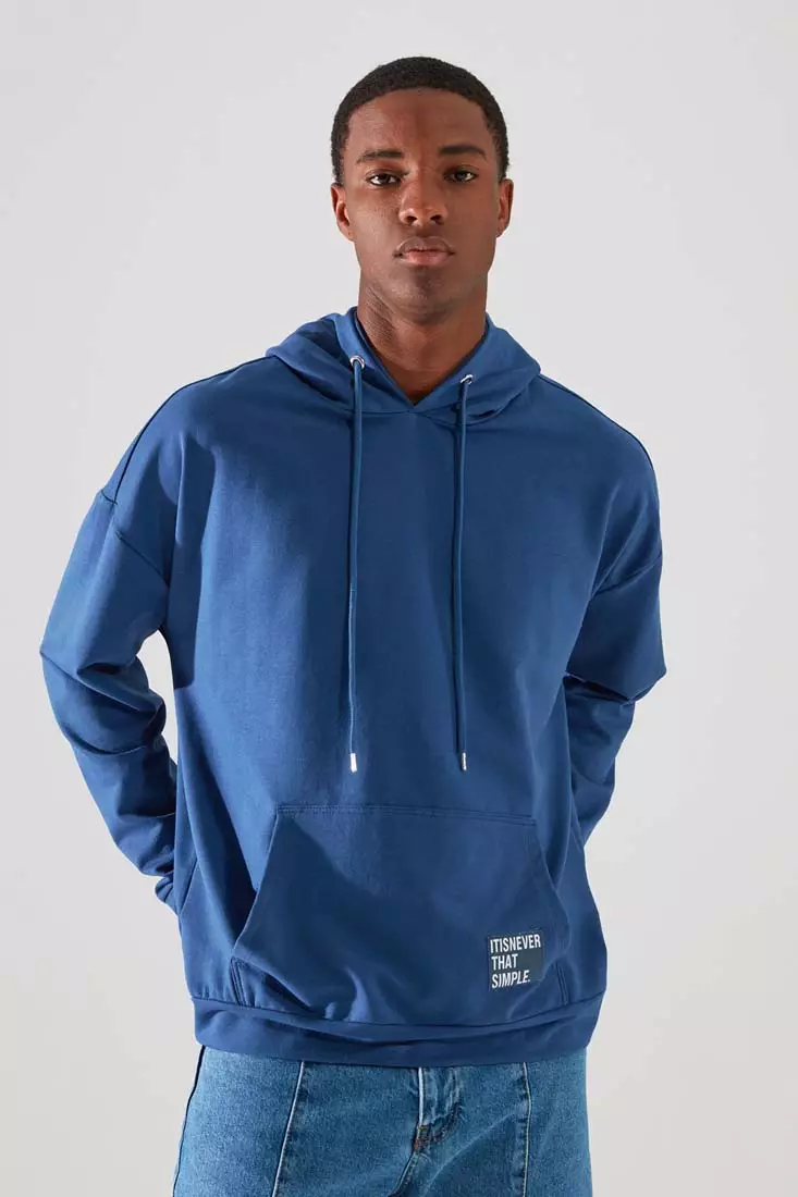 網上選購Trendyol Men's Oversized/Wide-Cut Hoodie with Long Sleeves